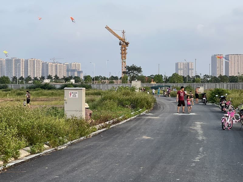 Giá bán đất dịch vụ xã Vân Canh khá hợp lý